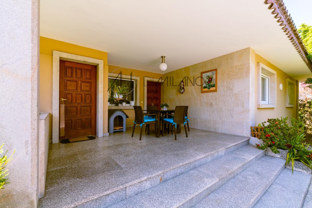 Exclusivo chalet en Castrelos, con vistas a las Islas Cíes.