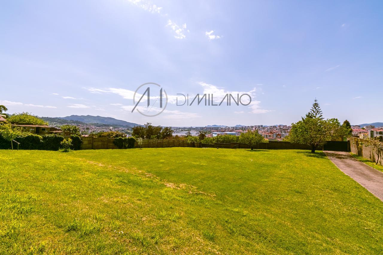 Exclusivo chalet en Castrelos, con vistas a las Islas Cíes.