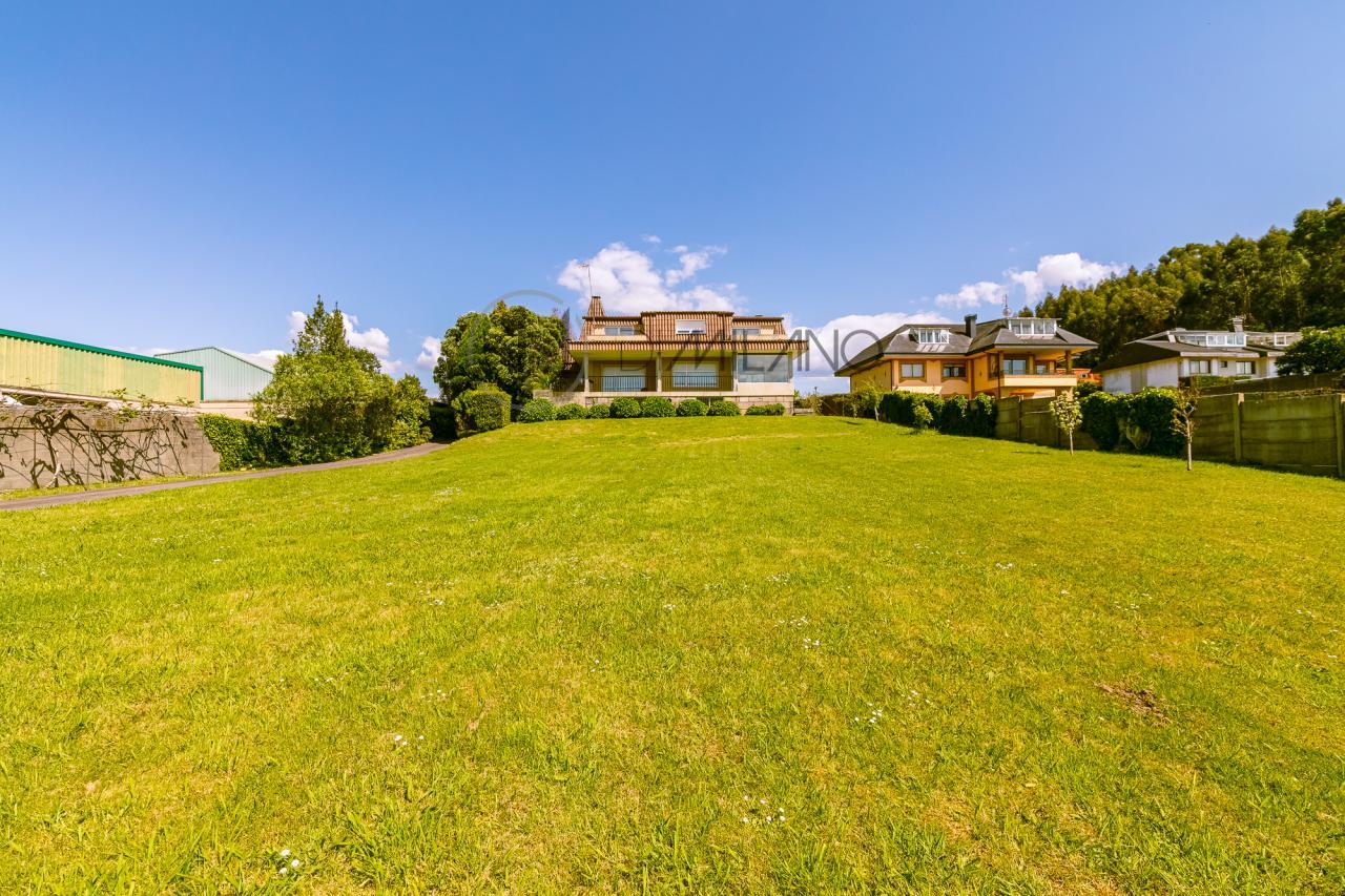 Exclusivo chalet en Castrelos, con vistas a las Islas Cíes.