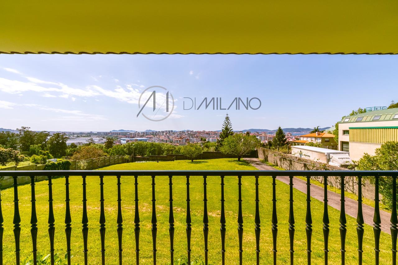 Exclusivo chalet en Castrelos, con vistas a las Islas Cíes.