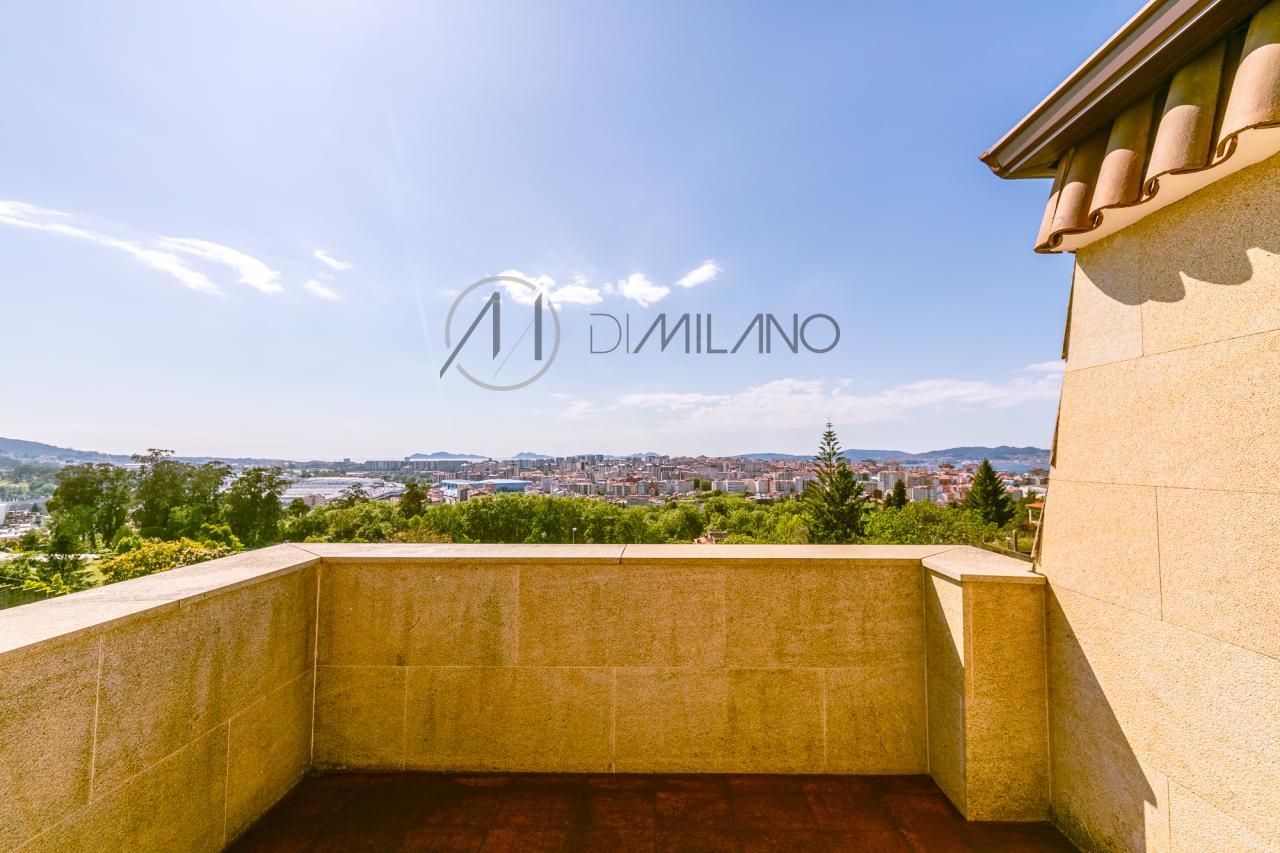 Exclusivo chalet en Castrelos, con vistas a las Islas Cíes.