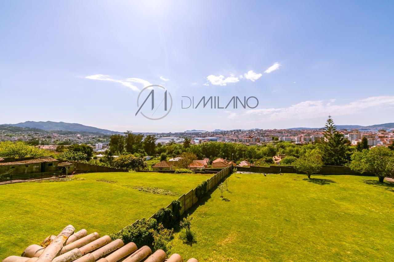 Exclusivo chalet en Castrelos, con vistas a las Islas Cíes.