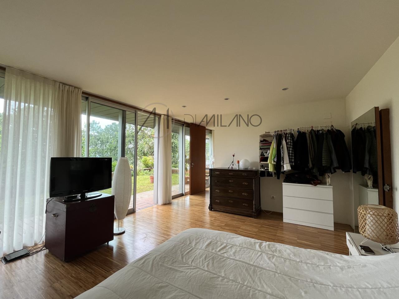 Exclusiva casa de diseño con vistas inmejorables en Nigrán
