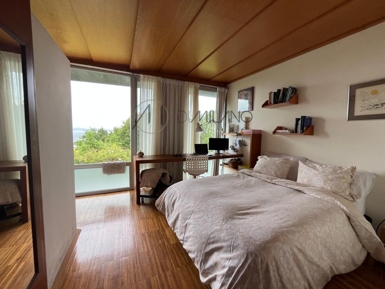 Exclusiva casa de diseño con vistas inmejorables en Nigrán