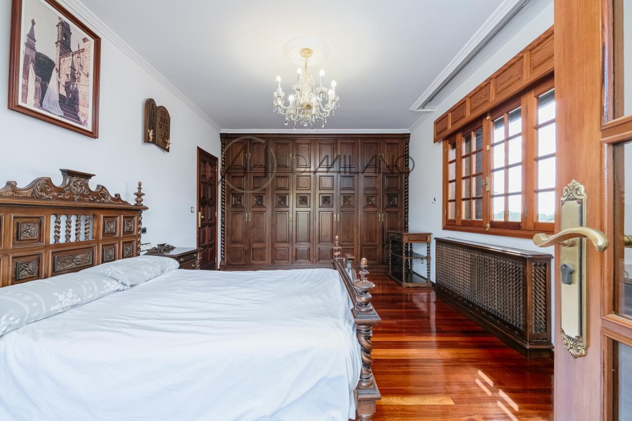 Casa de piedra en Ribadumia: Encanto rural cerca del mar.