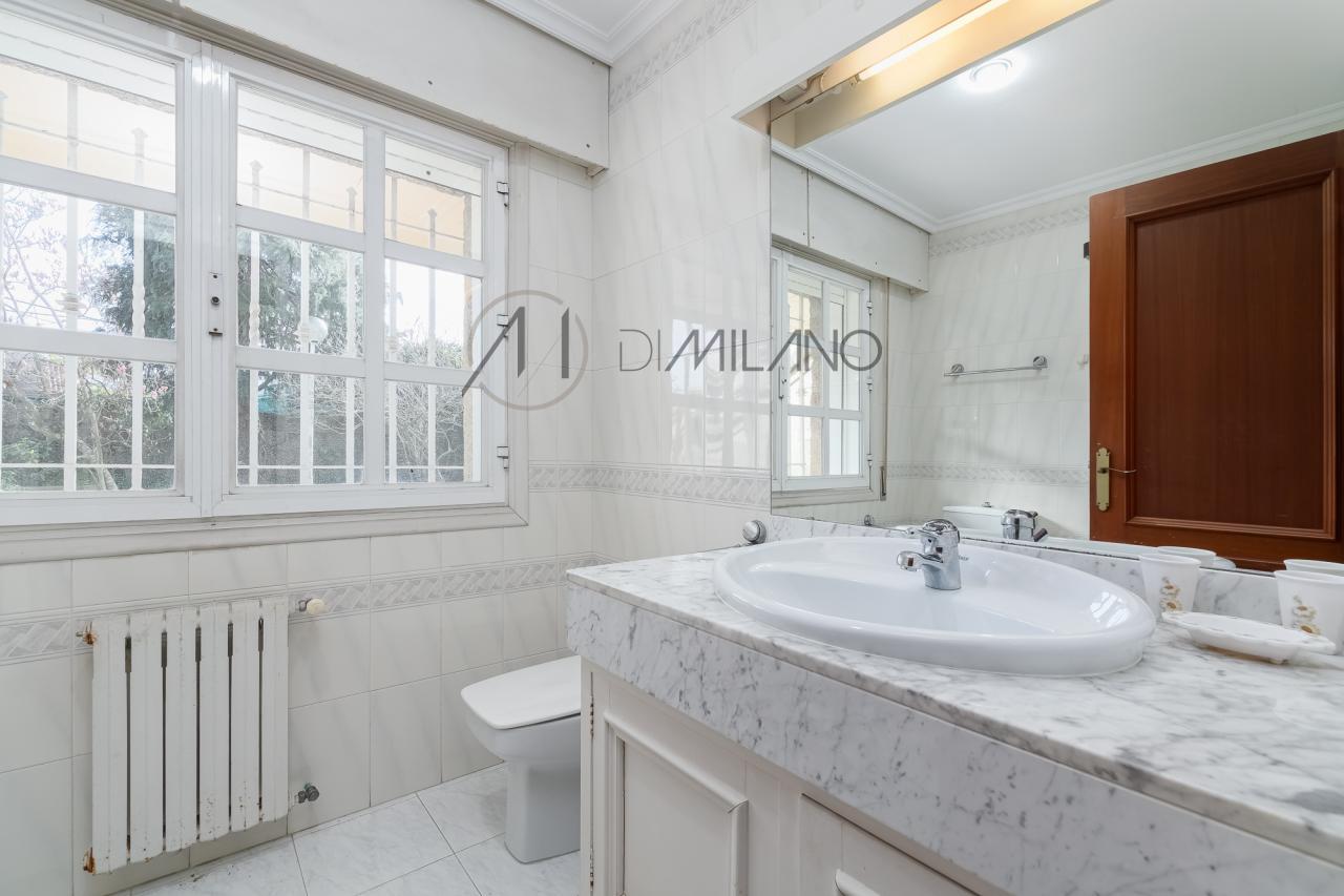 Chalet de piedra en Navia-Samil, Vigo