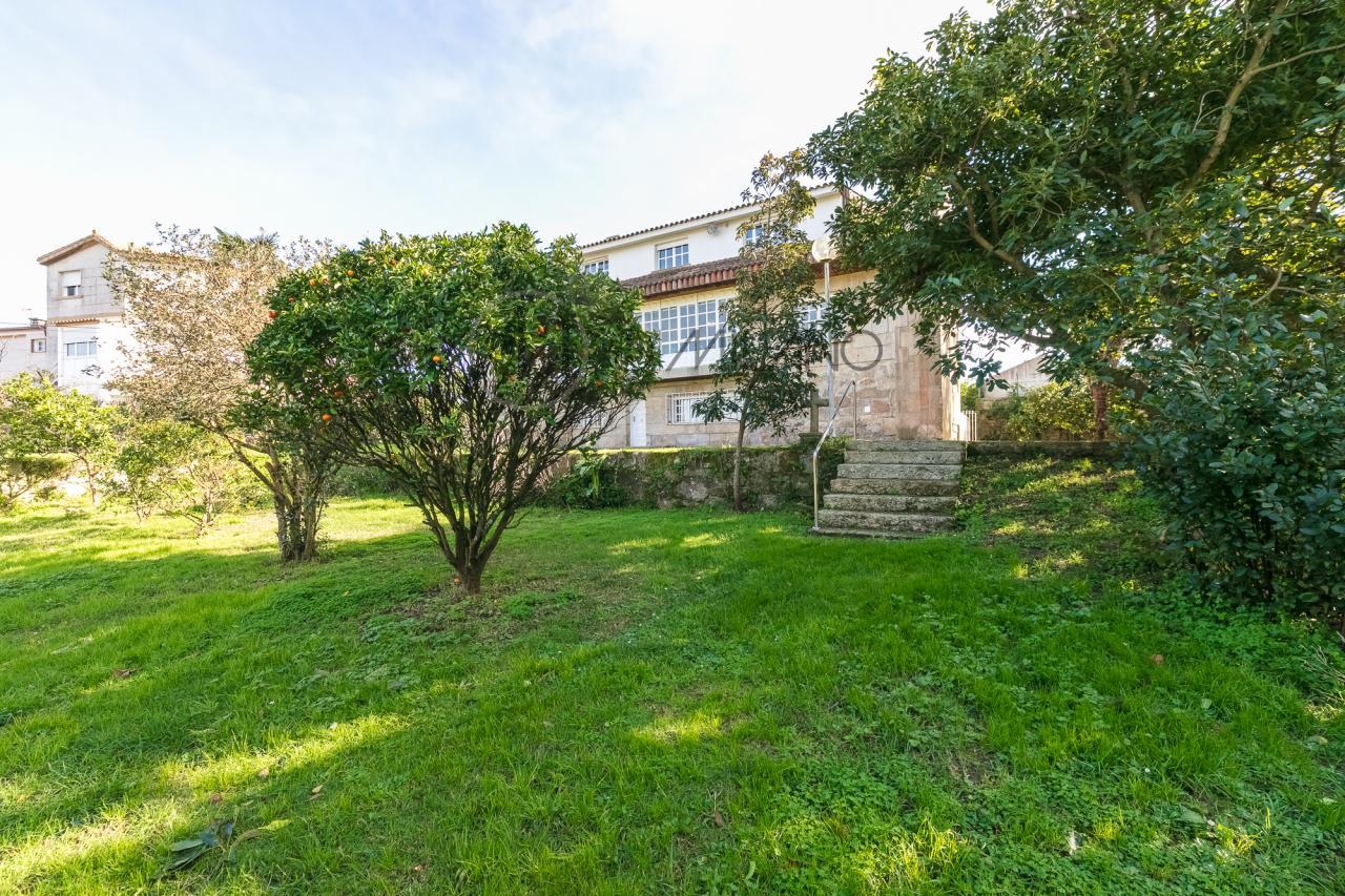 Chalet de piedra en Navia-Samil, Vigo