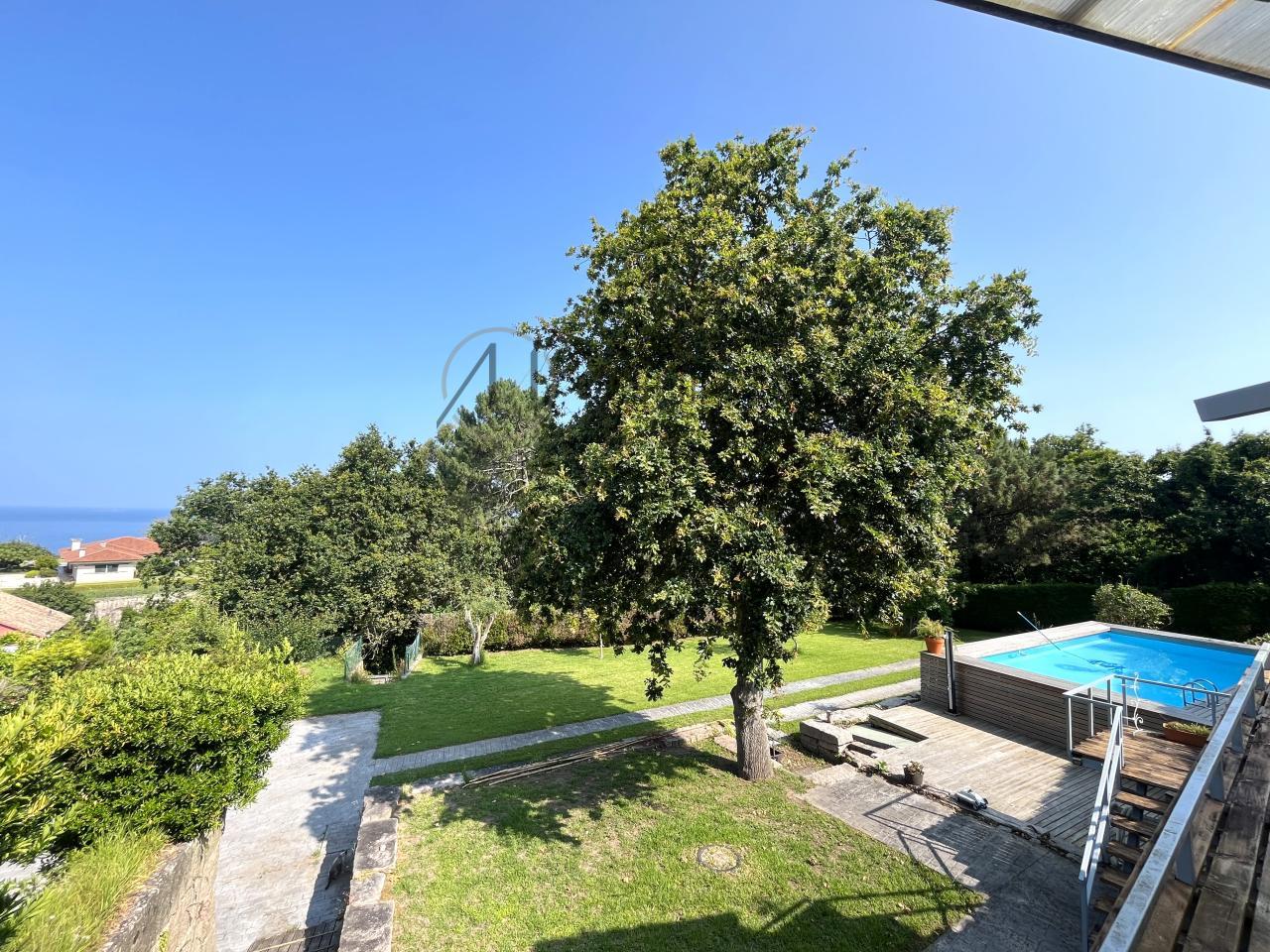 Exclusiva casa de diseño con vistas inmejorables en Nigrán