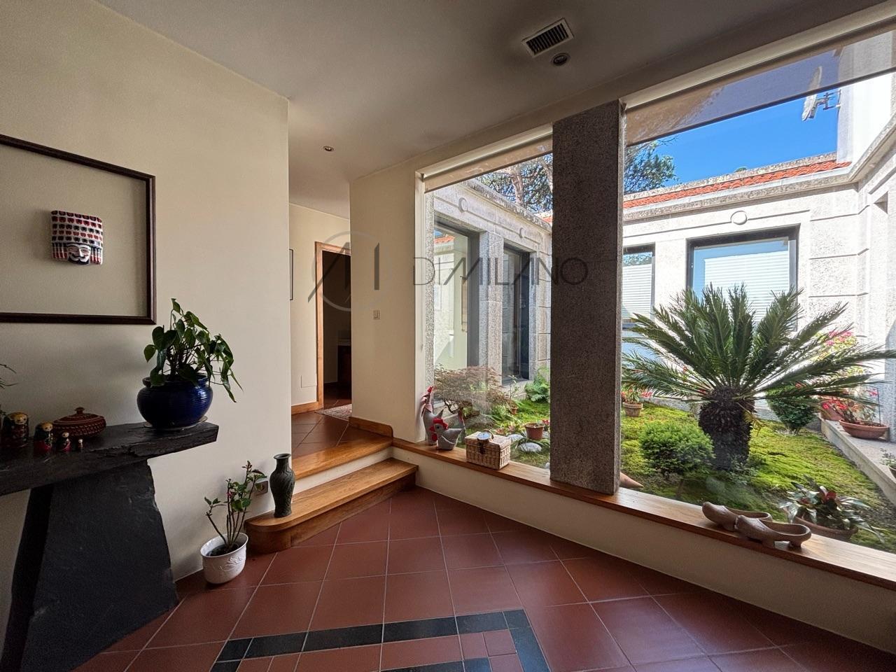 Casa de planta baja con espectaculares vistas al mar