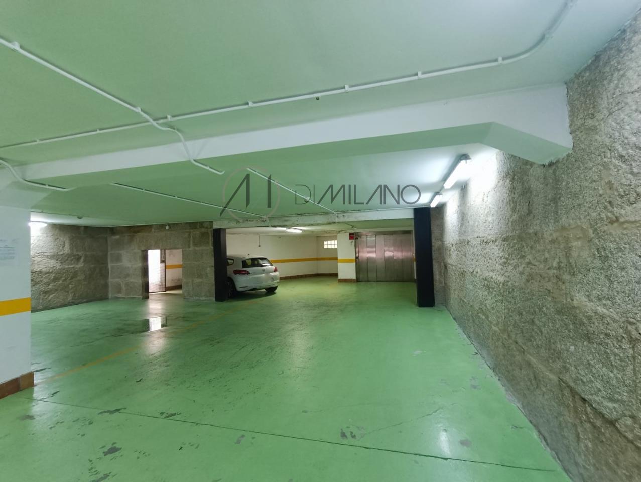 Plaza de garaje amplia y cómoda en Velázquez Moreno