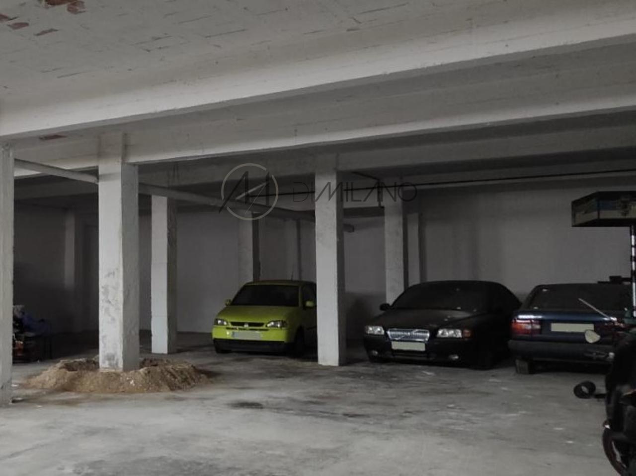 Amplio garaje de 1.074 m2 en la calle Tomás Alonso, en Vigo