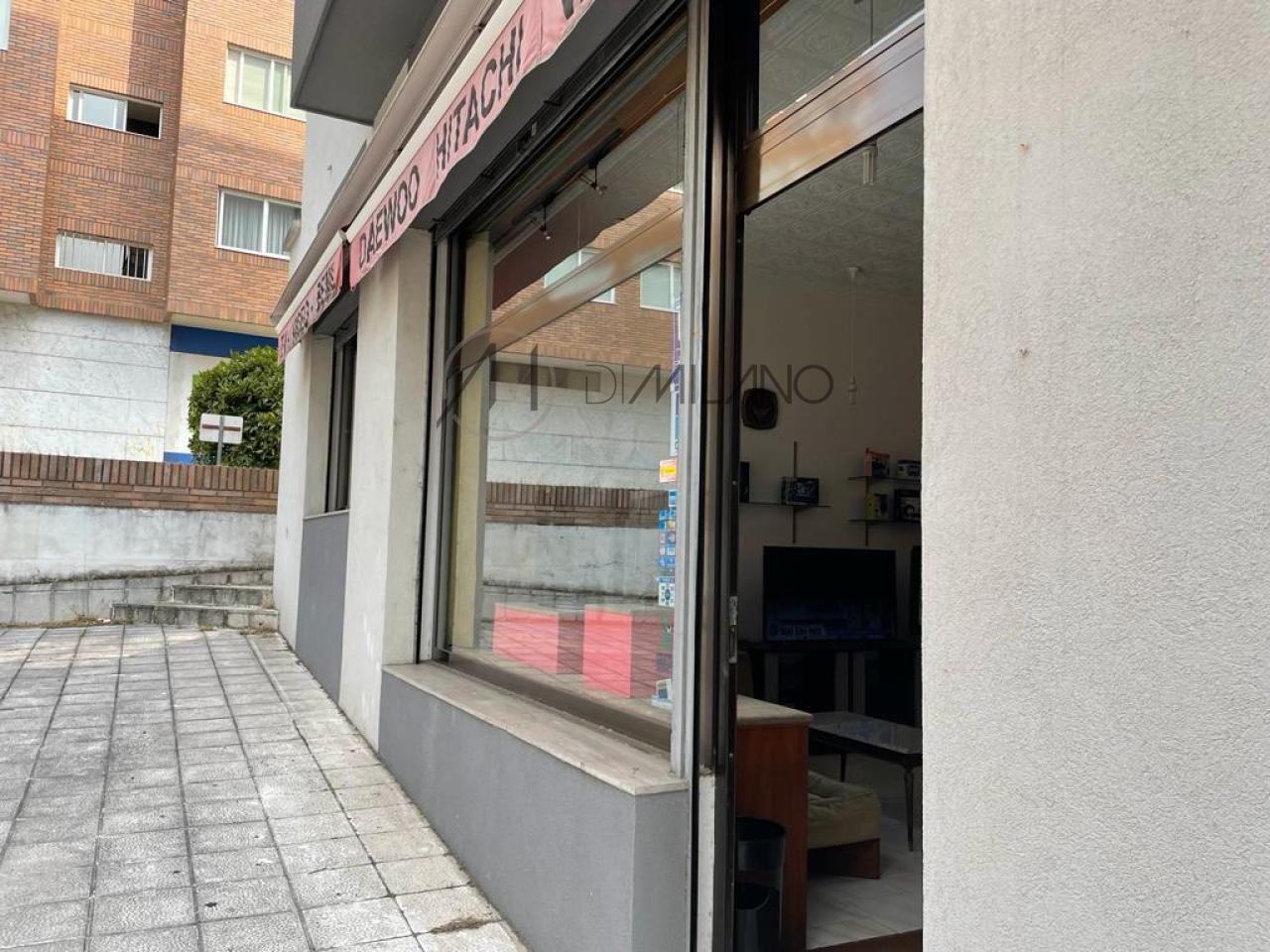 Local Comercial en el Calvario, Vigo