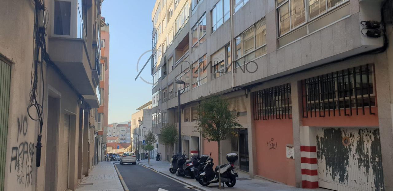 Local comercial próximo al Hospital de Fstima