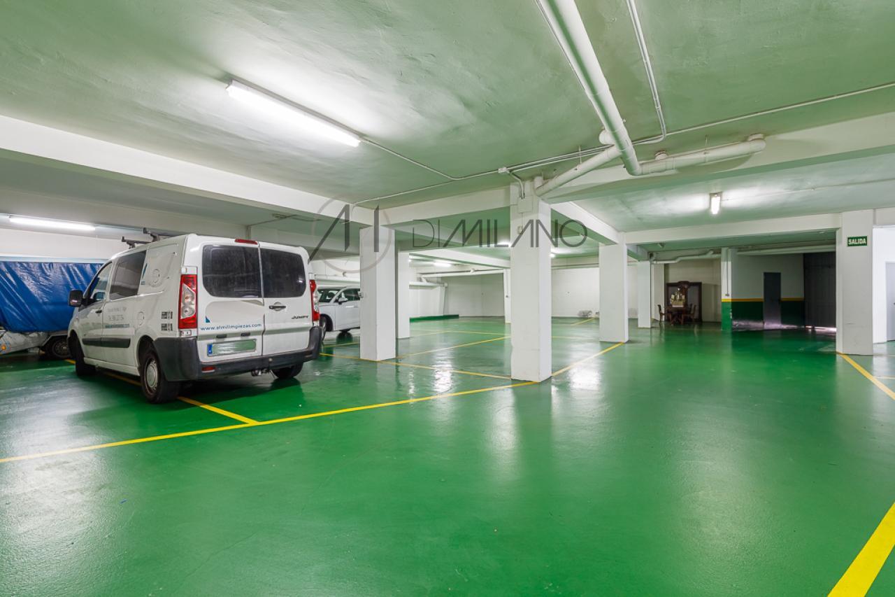 Rentabiliza tu inversión con este amplio y céntrico local con 17 plazas de garaje en pleno centro de Vigo