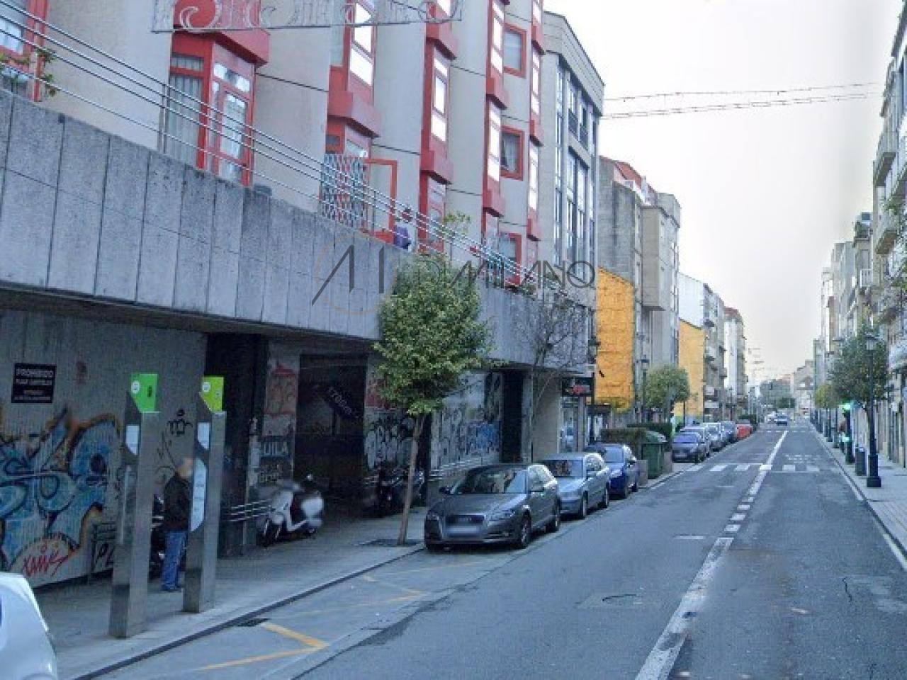 Local comercial en Pi  Margall