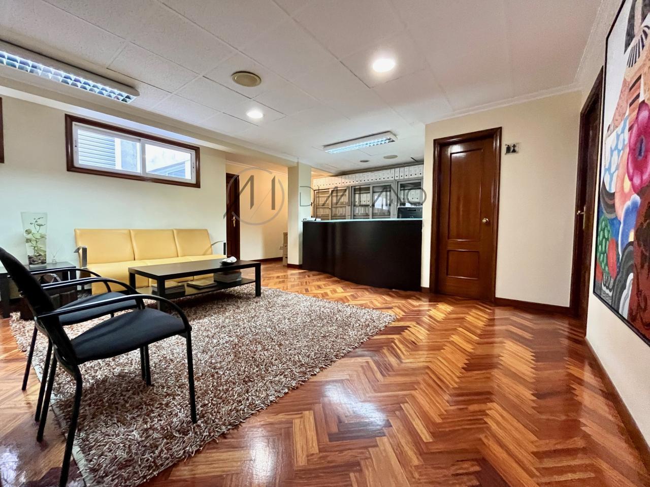 Venta de Despacho Profesional en el Corazón de Vigo
