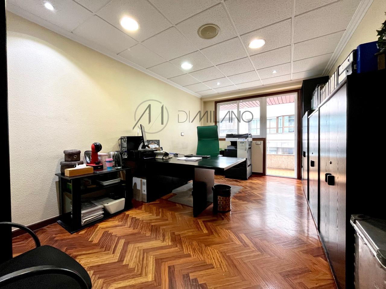 Venta de Despacho Profesional en el Corazón de Vigo
