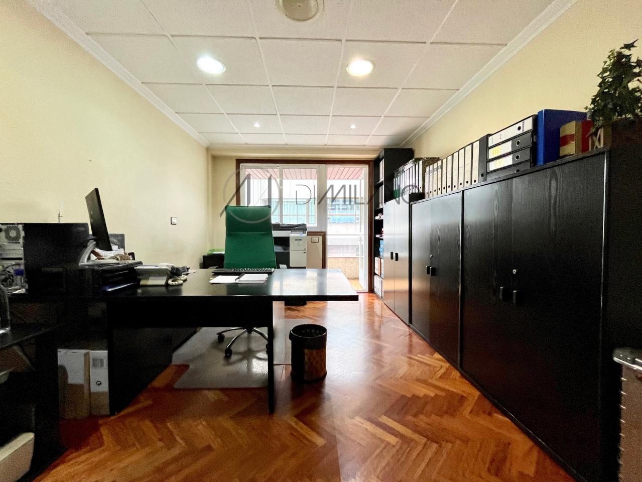 Venta de Despacho Profesional en el Corazón de Vigo