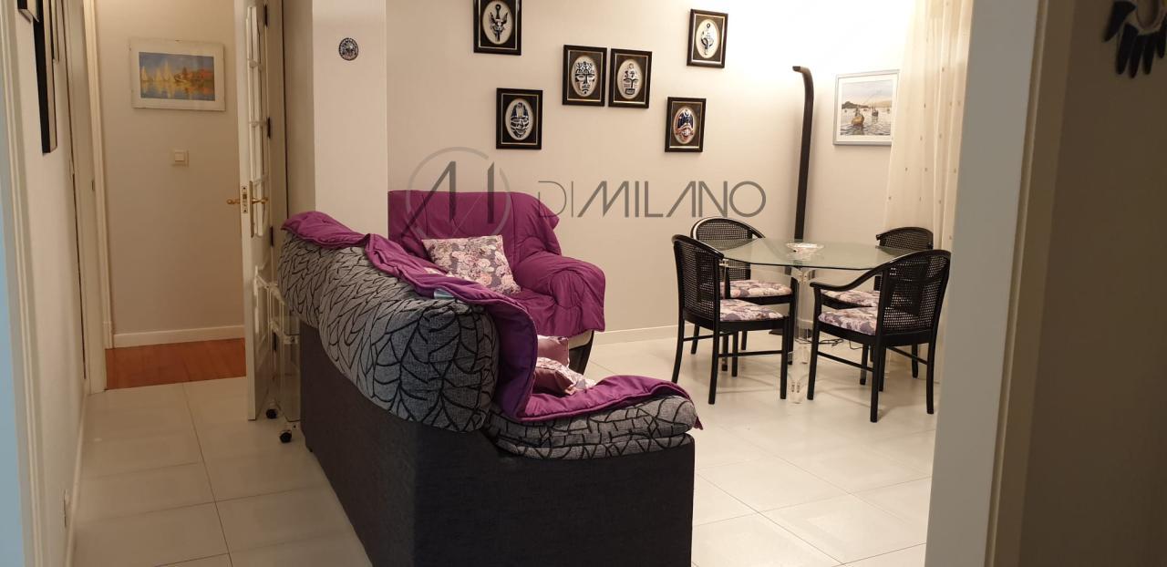 Piso de 3 habitaciones con garaje, a pocos metros del paseo marítimo de Panxón, Nigrán