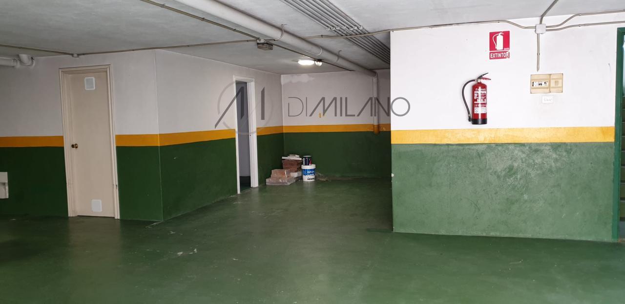 Piso de 3 habitaciones con garaje, a pocos metros del paseo marítimo de Panxón, Nigrán