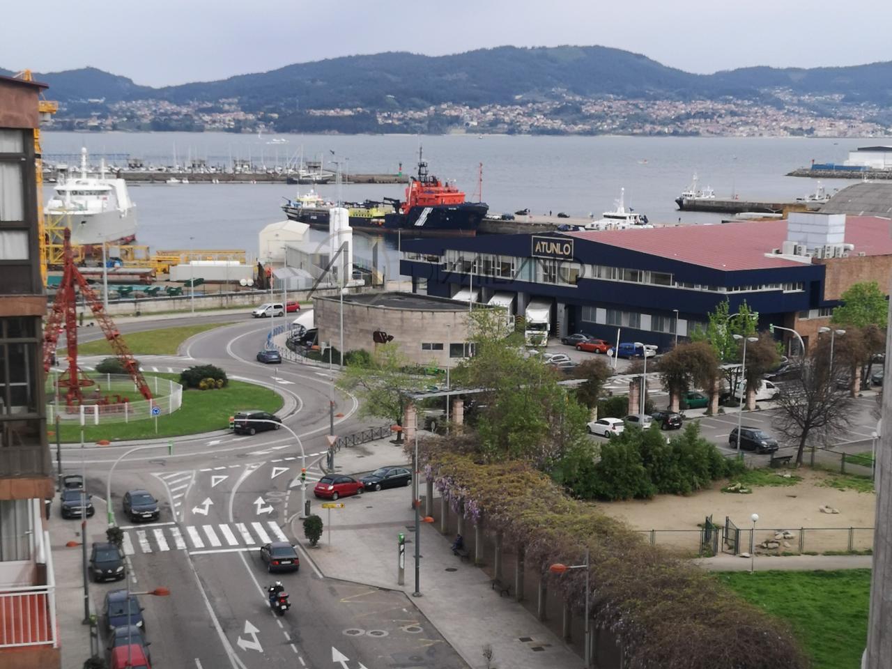 Piso de 221 m2 exterior y con vistas al mar, en la de zona Plaza de América