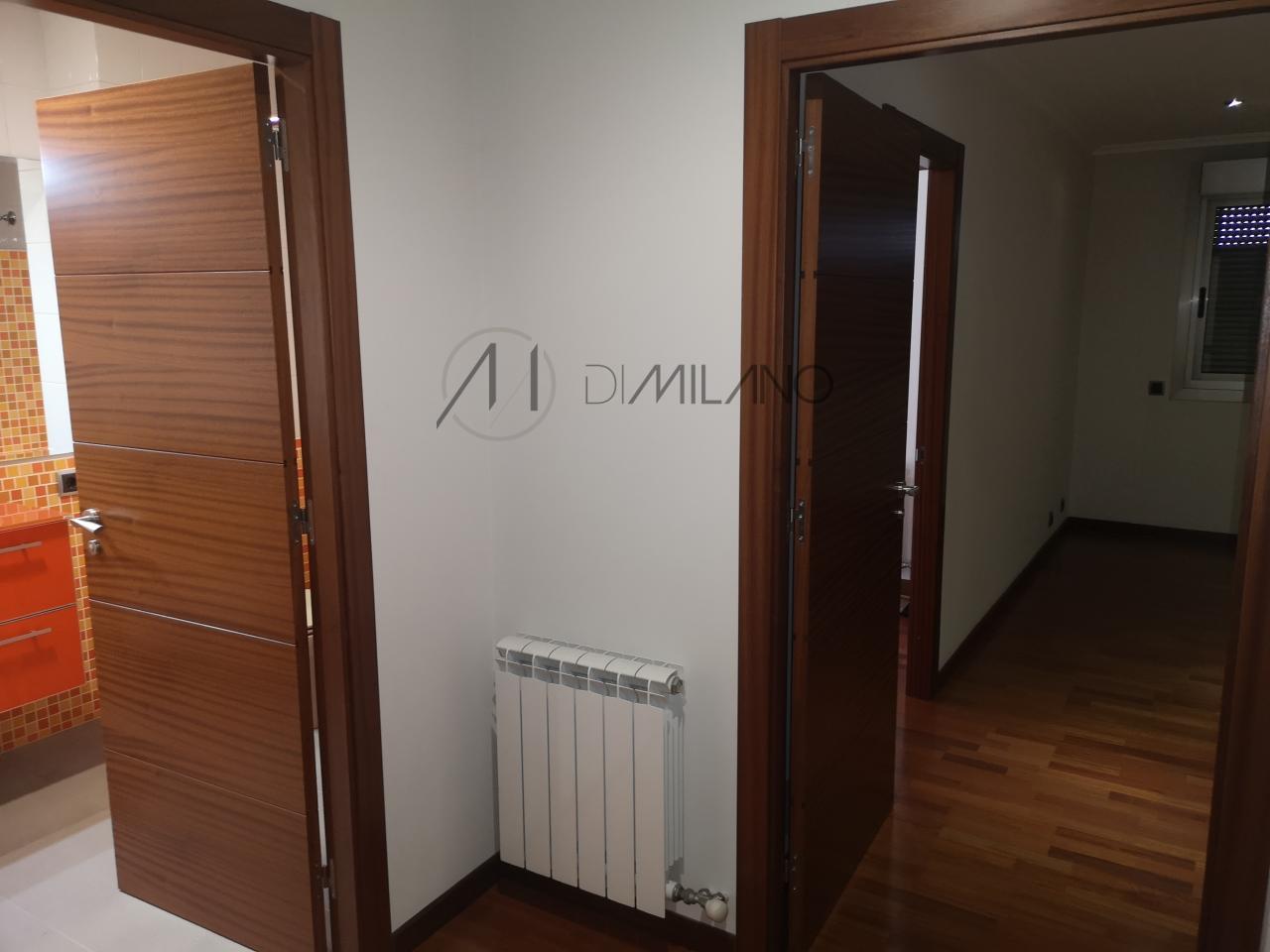 Piso de 221 m2 exterior y con vistas al mar, en la de zona Plaza de América