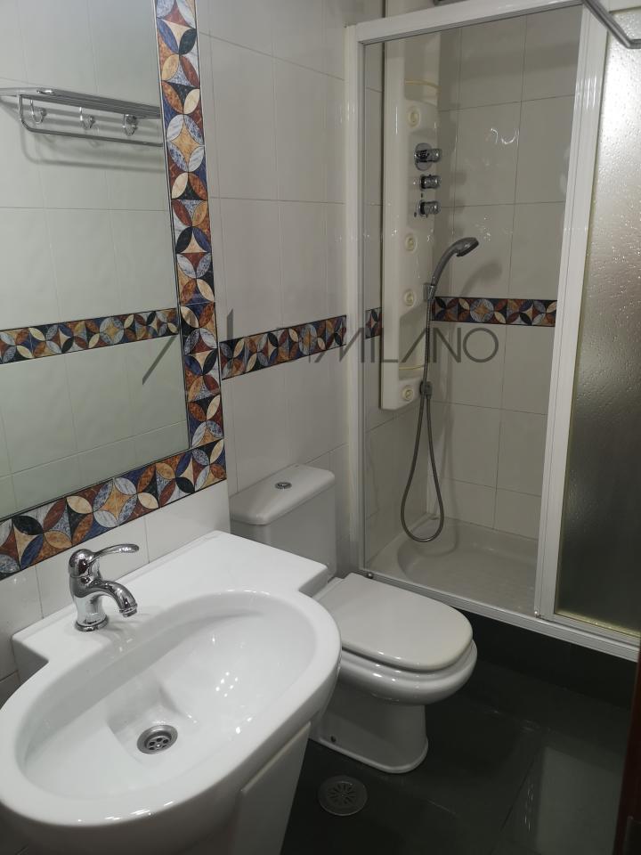 Piso de 221 m2 exterior y con vistas al mar, en la de zona Plaza de América