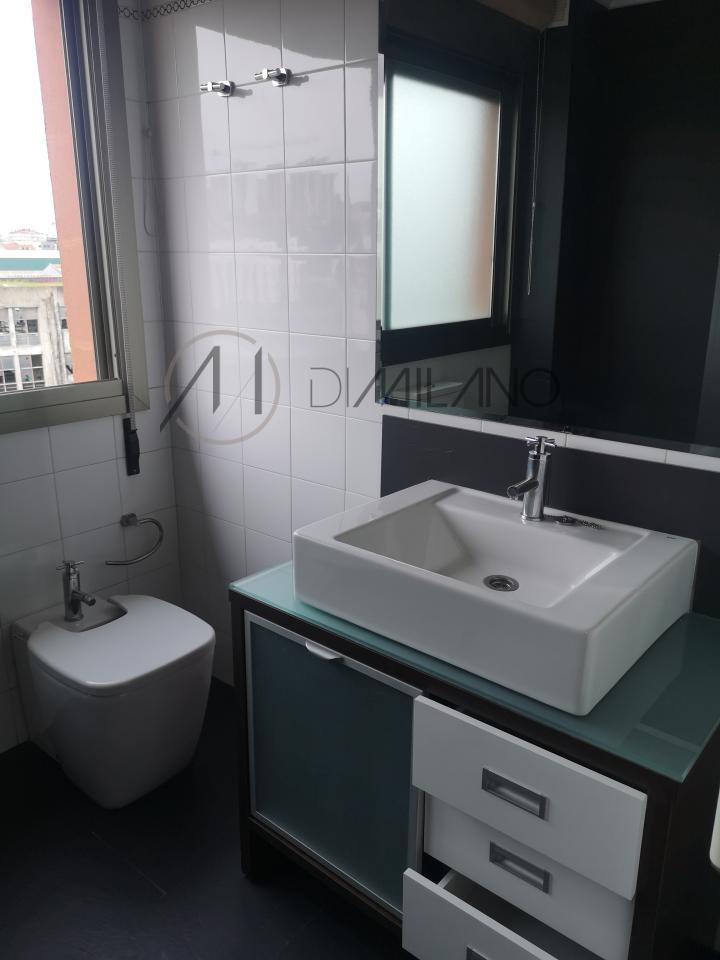 Piso de 221 m2 exterior y con vistas al mar, en la de zona Plaza de América