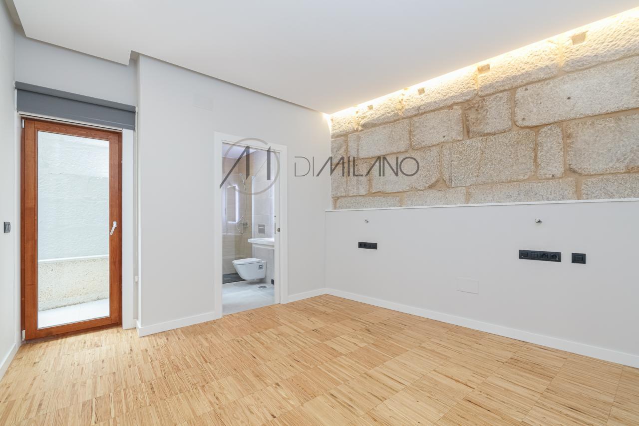 Descubre este magnífico piso en el centro histórico y financiero de la ciudad Vigo