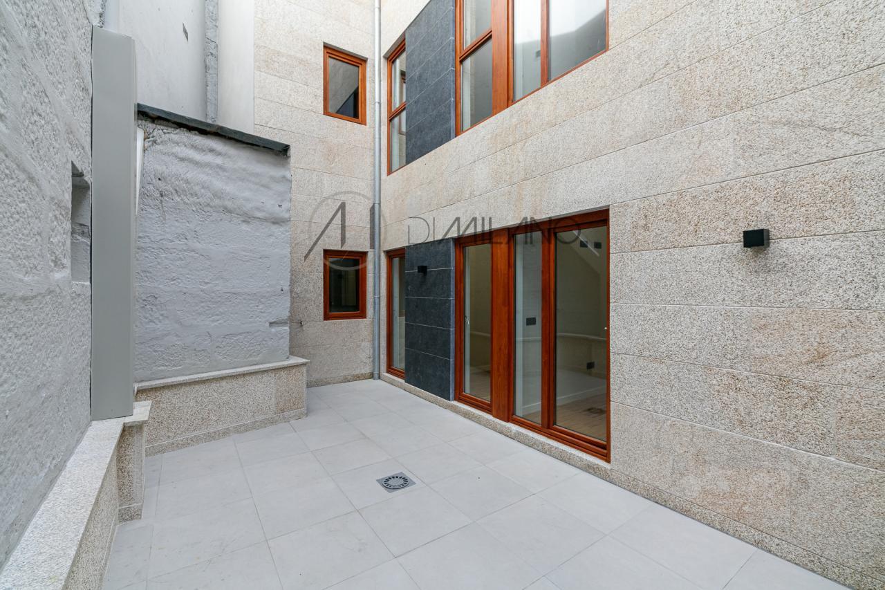 Descubre este magnífico piso en el centro histórico y financiero de la ciudad Vigo