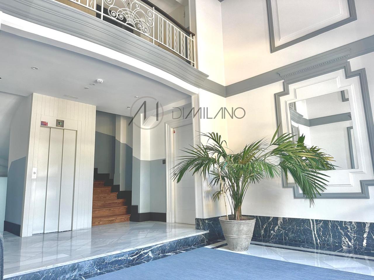 Exclusivo Piso en el Corazón de Vigo: Elegancia Histórica con Comodidades Modernas
