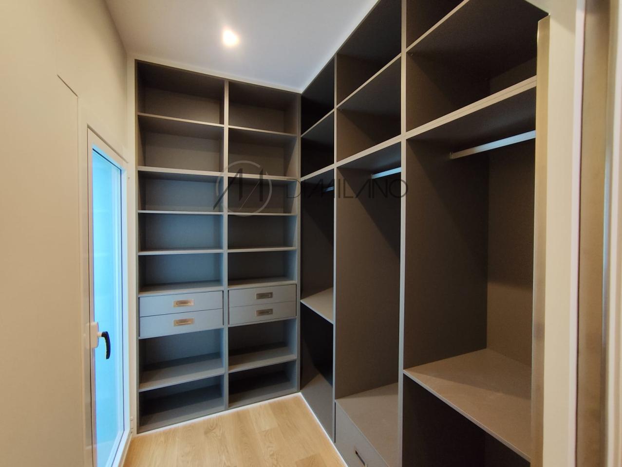 Exclusivo piso a estrenar en edificio histórico en el centro de Vigo