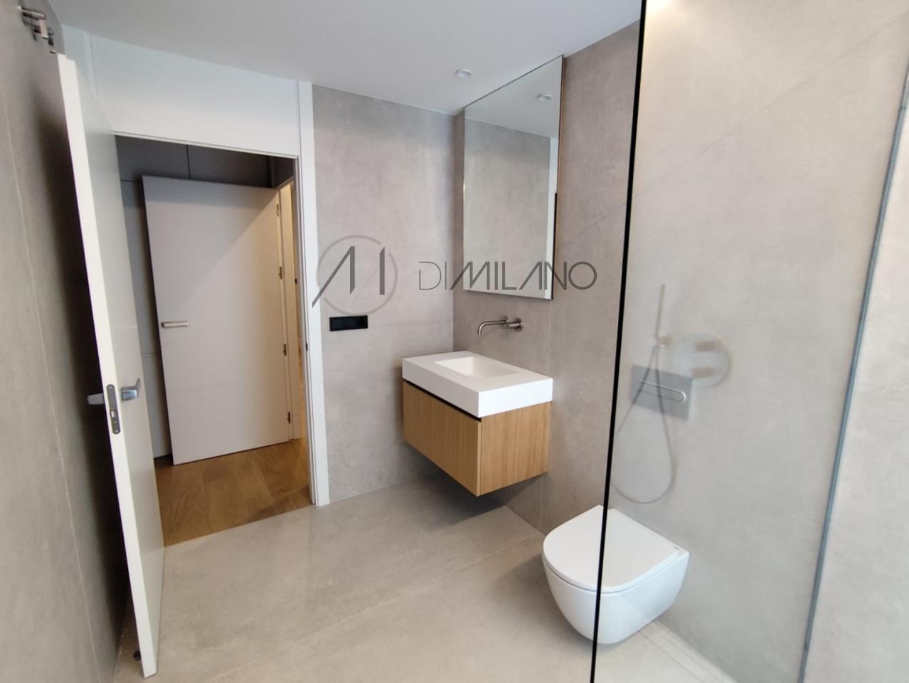 Exclusivo piso a estrenar en edificio histórico en el centro de Vigo