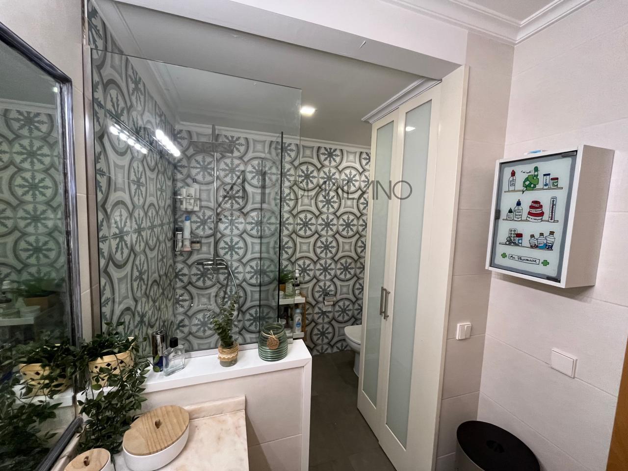 ¡Descubre el hogar de tus sueños en Julia Minguillón, Vigo!