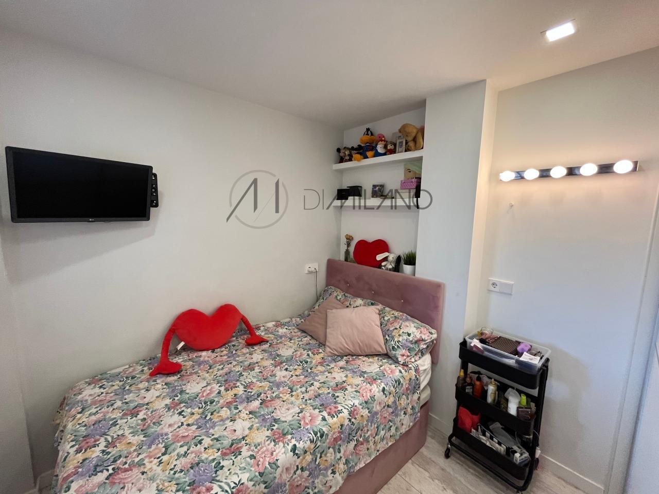 ¡Descubre el hogar de tus sueños en Julia Minguillón, Vigo!