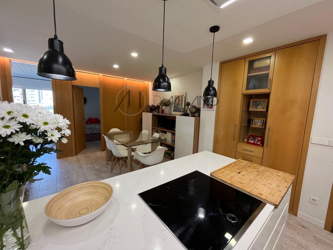 ¡Descubre el hogar de tus sueños en Julia Minguillón, Vigo!