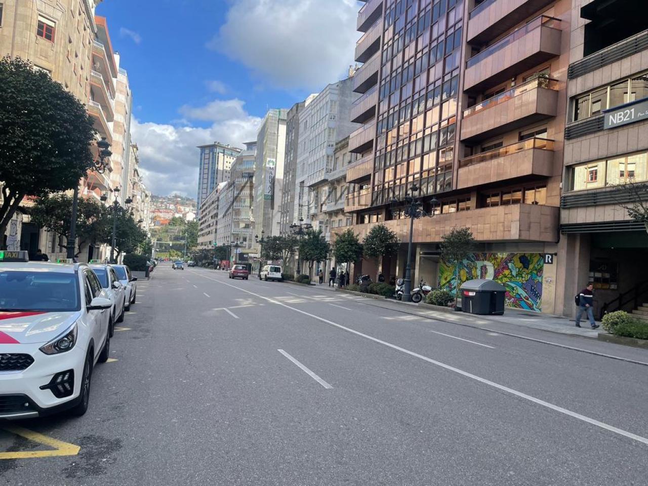 Piso amplio y con garaje en el corazón financiero de la ciudad de Vigo