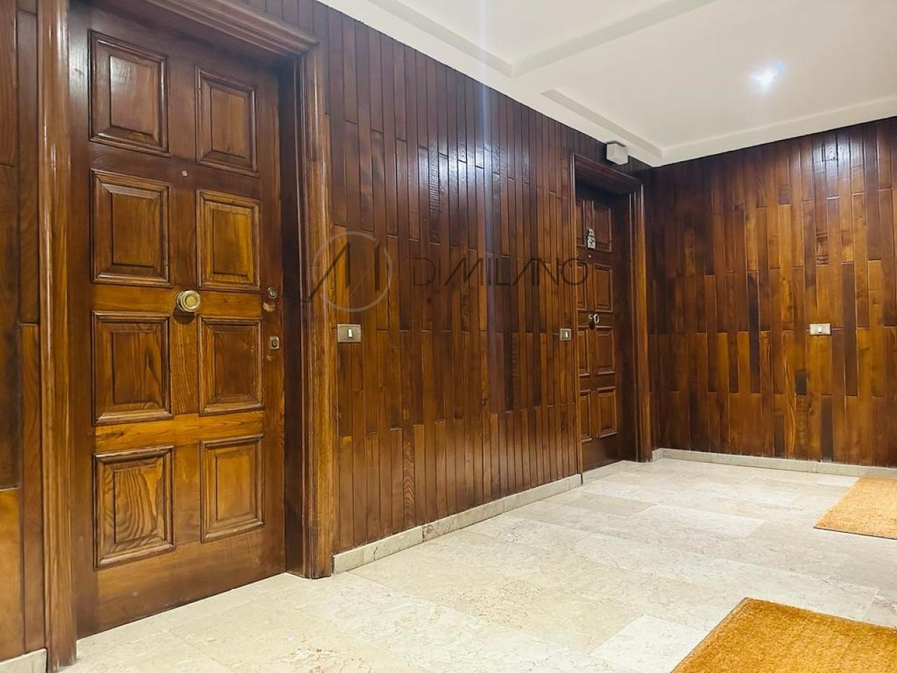 Piso amplio y con garaje en el corazón financiero de la ciudad de Vigo