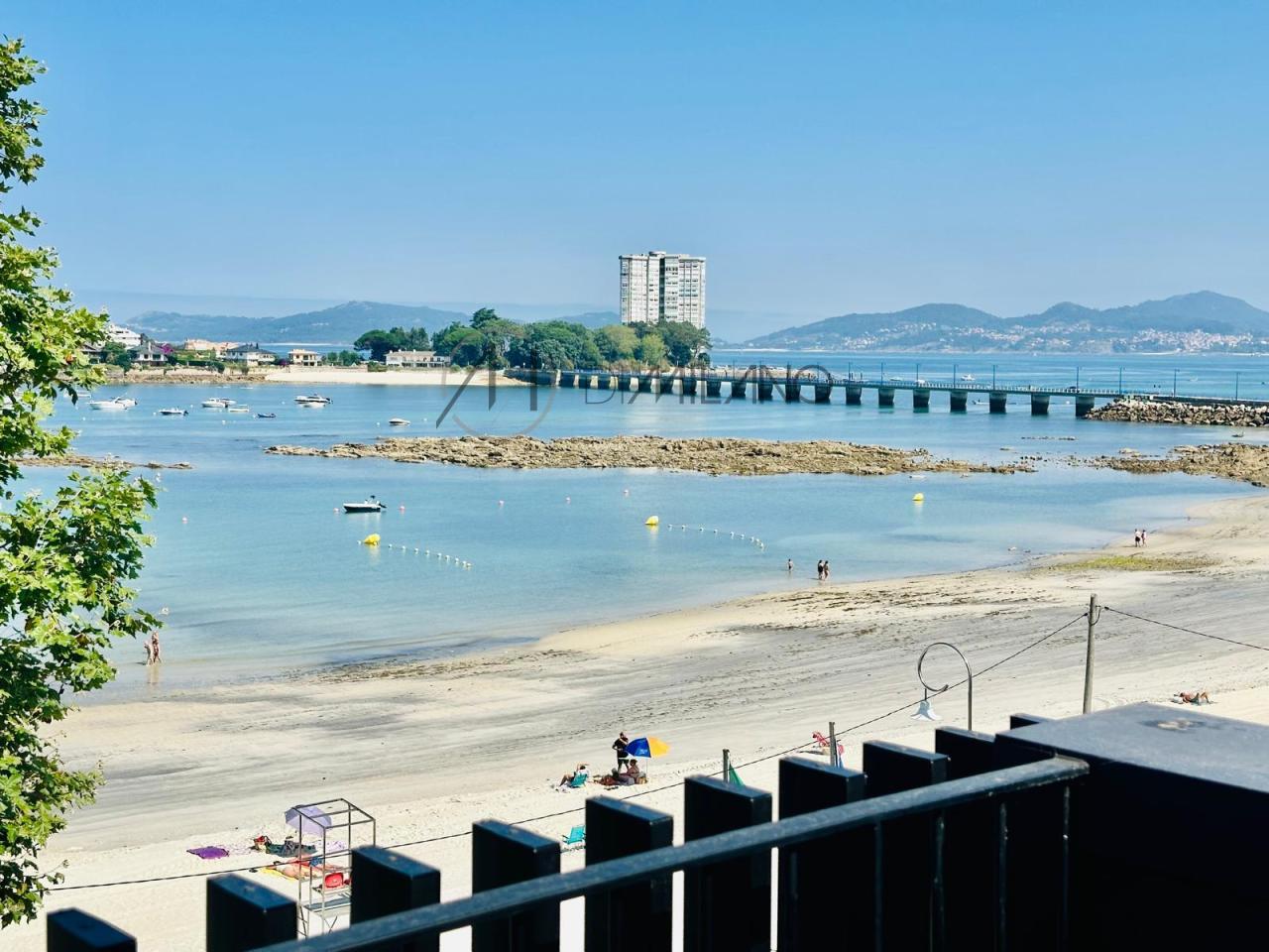 Estrena exclusivo ático con piscina a pie de playa en Canido, Vigo