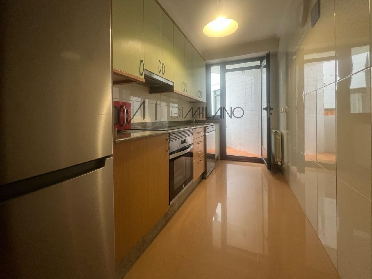Piso de 2 dormitorios en la Avenida de Castrelos, Vigo