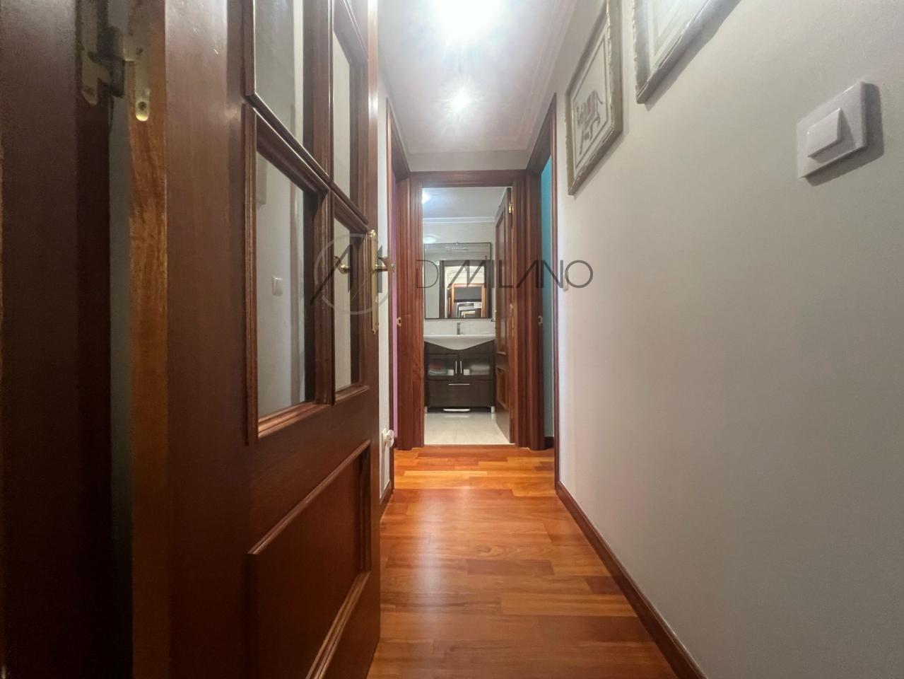 Piso de 2 dormitorios en la Avenida de Castrelos, Vigo