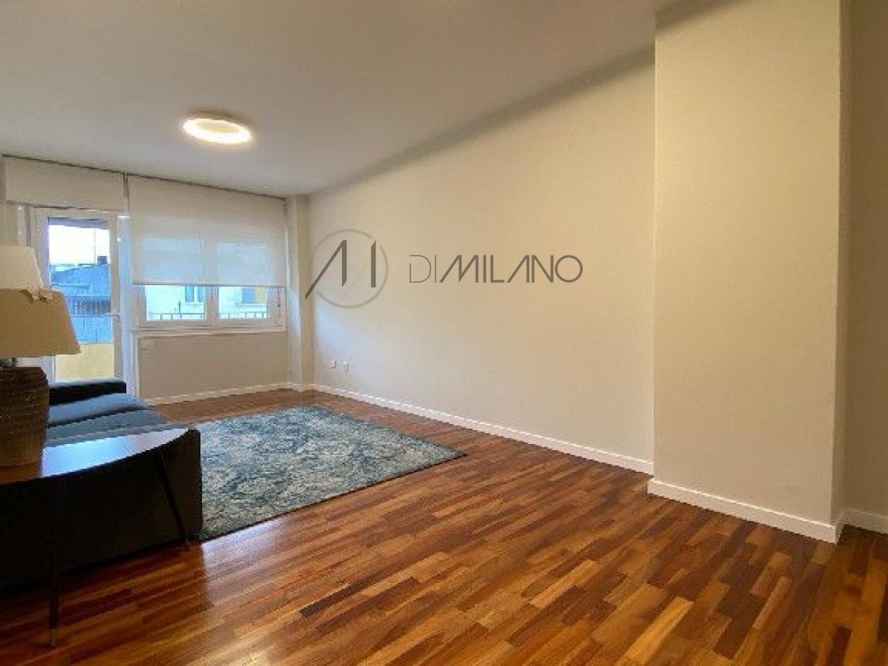 Piso amueblado de alquiler de 4 habitaciones en Urzaiz