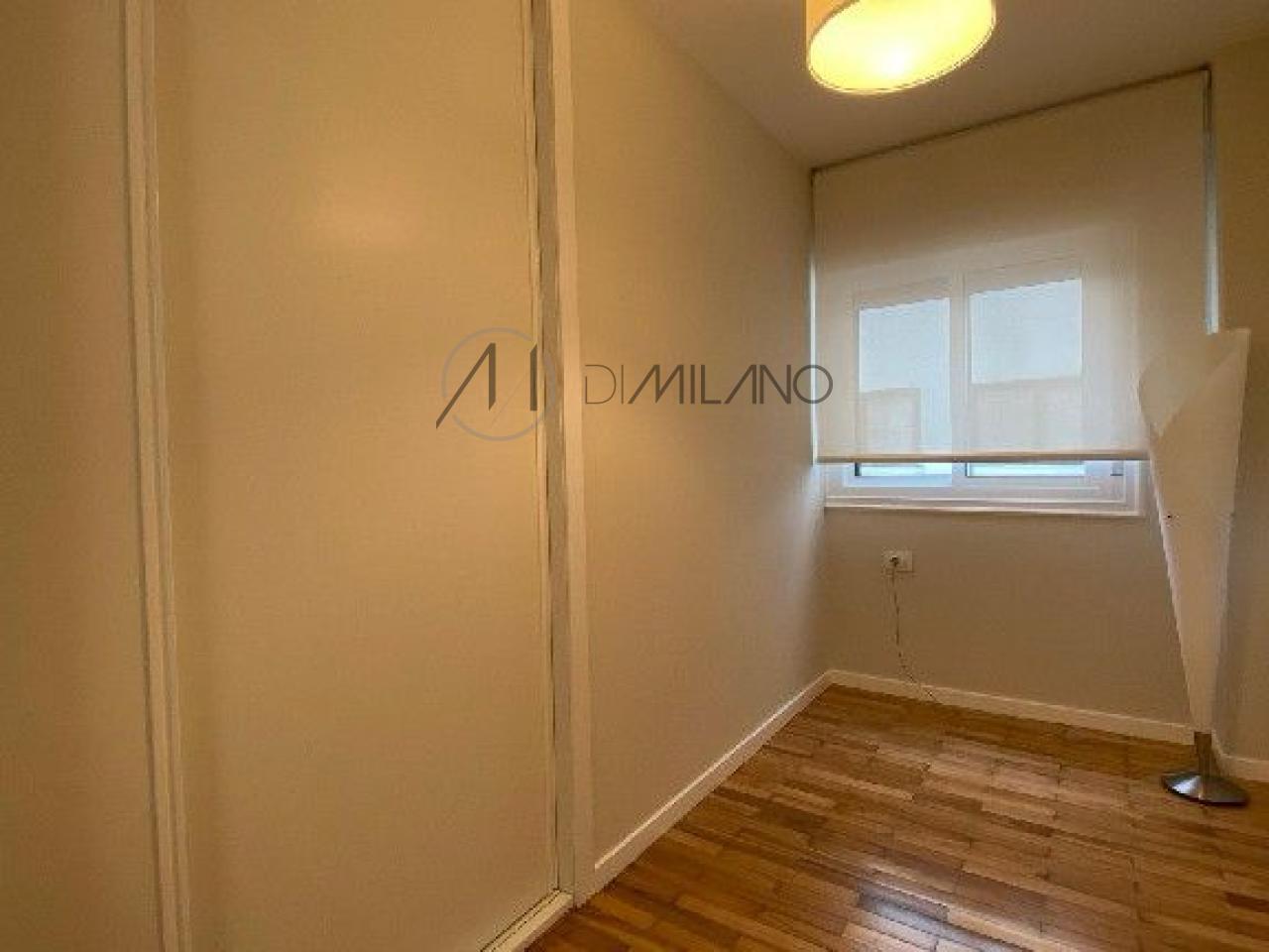 Piso amueblado de alquiler de 4 habitaciones en Urzaiz