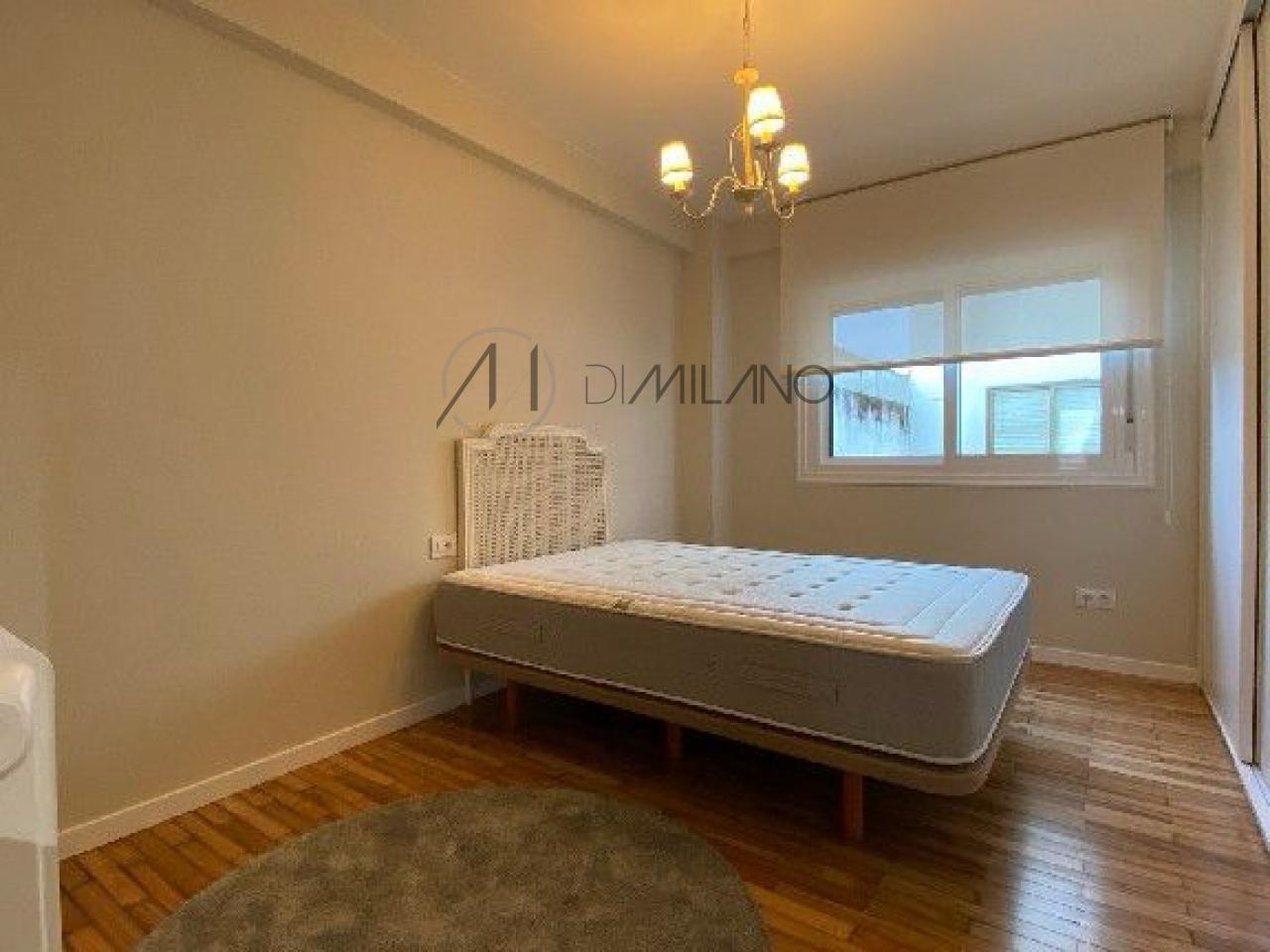Piso amueblado de alquiler de 4 habitaciones en Urzaiz
