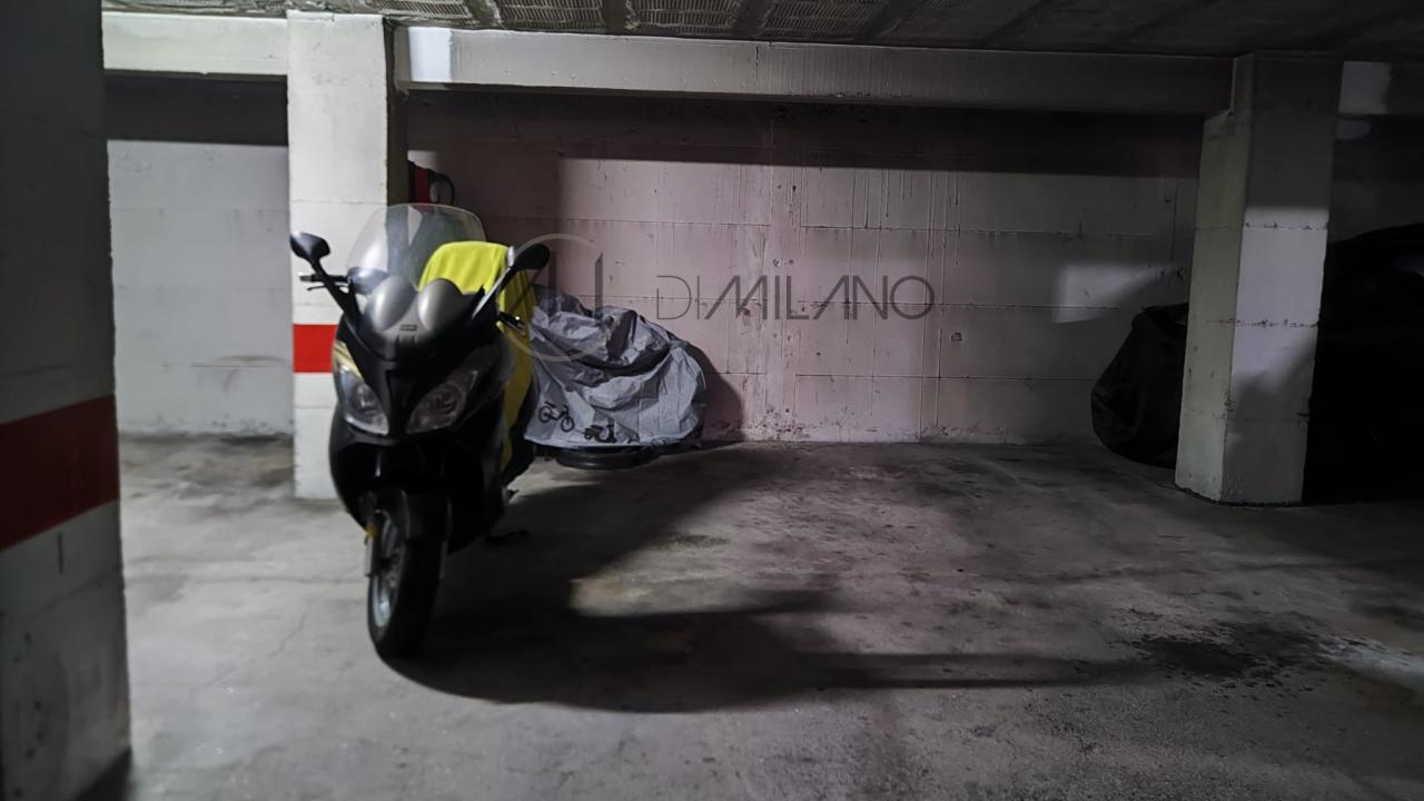 Piso amplio con garaje y trastero en el corazón de Coia.