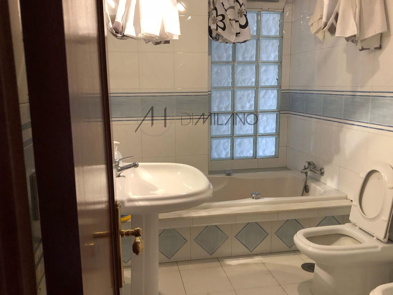 Vivienda con negocio de cafetería en Meira (Moaña): Un lugar con encanto y potencial.