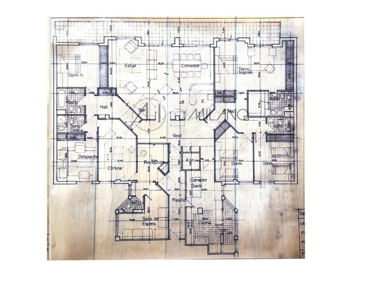 Amplia vivienda, con garaje y trasero, de 280 m2 en Bouzas, Vigo