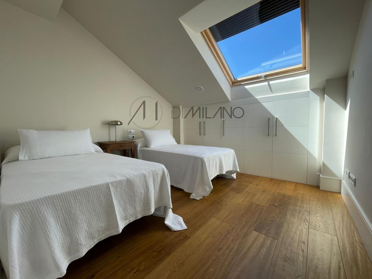 Dúplex amueblado con terraza estrenar para veranear en Panxón (Nigrán)