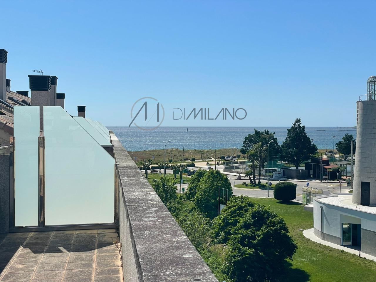 Dúplex amueblado con terraza estrenar para veranear en Panxón (Nigrán)