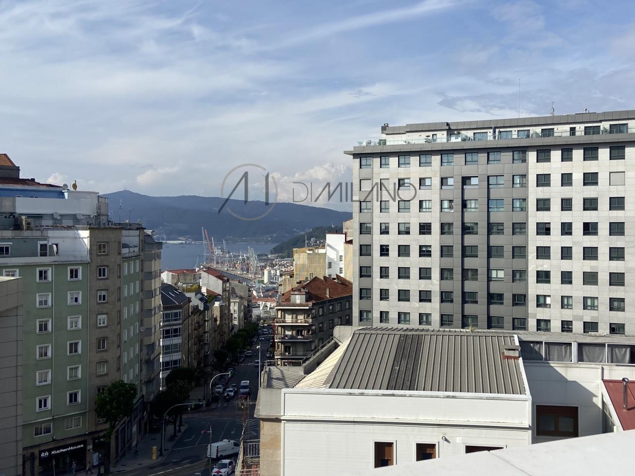 Exclusivo duplex  con 3 terrazas y vistas a la ría de Vigo
